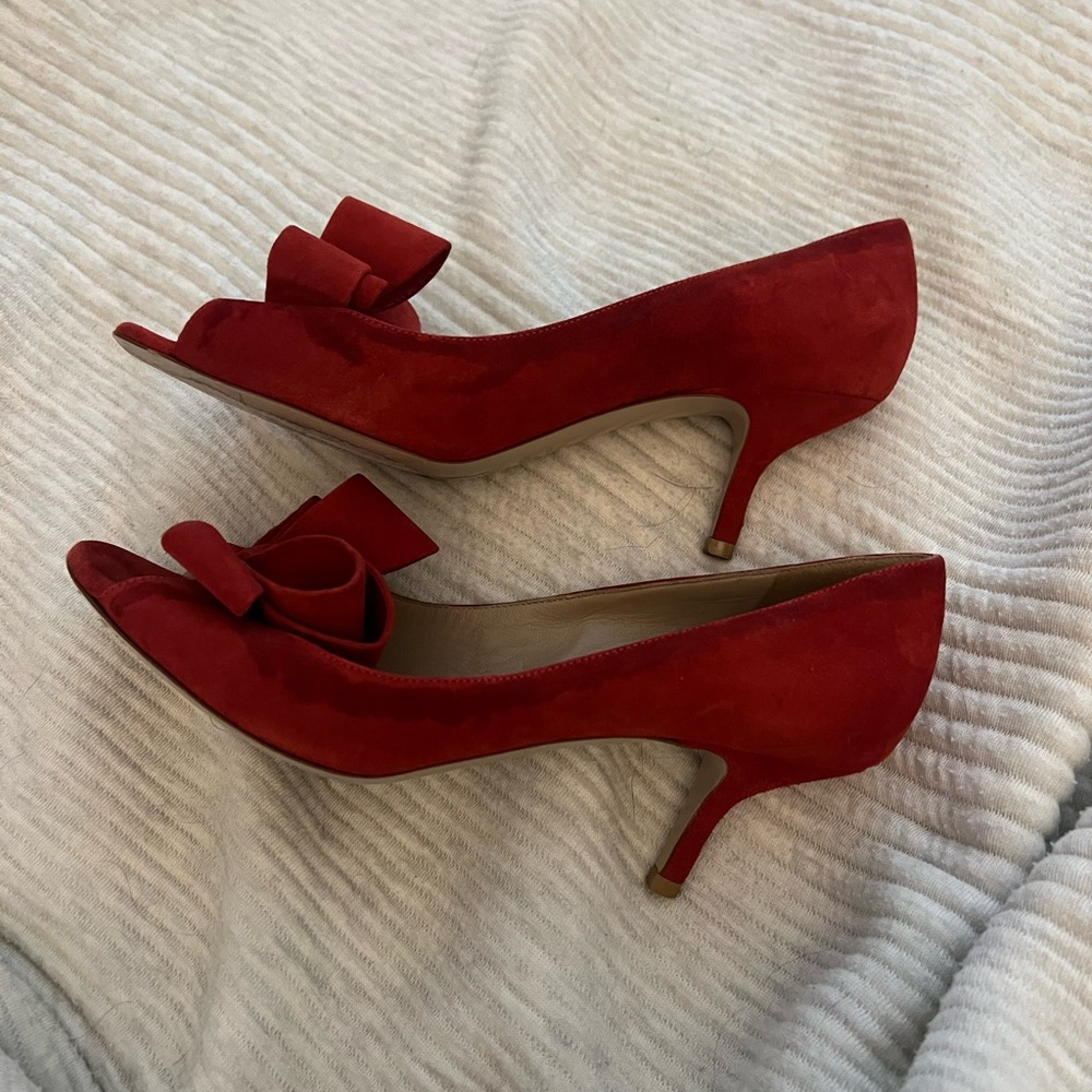 Valentino bow front pump red suede 39 8